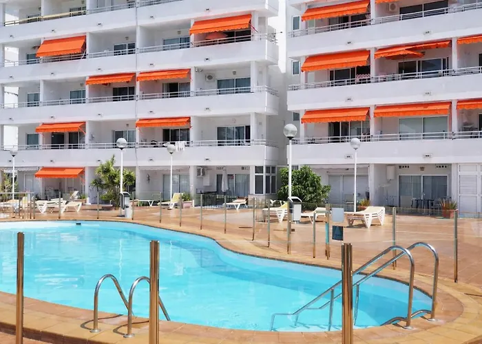 Apartment Juncos, Pool And Yumbo *