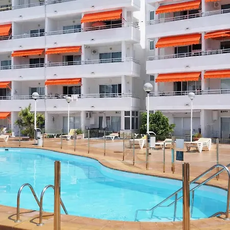 Apartamento Juncos, Pool And Yumbo *