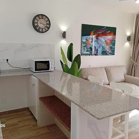 Cosy Upgraded, 1 Bedroom - Juncos Апартаменты *